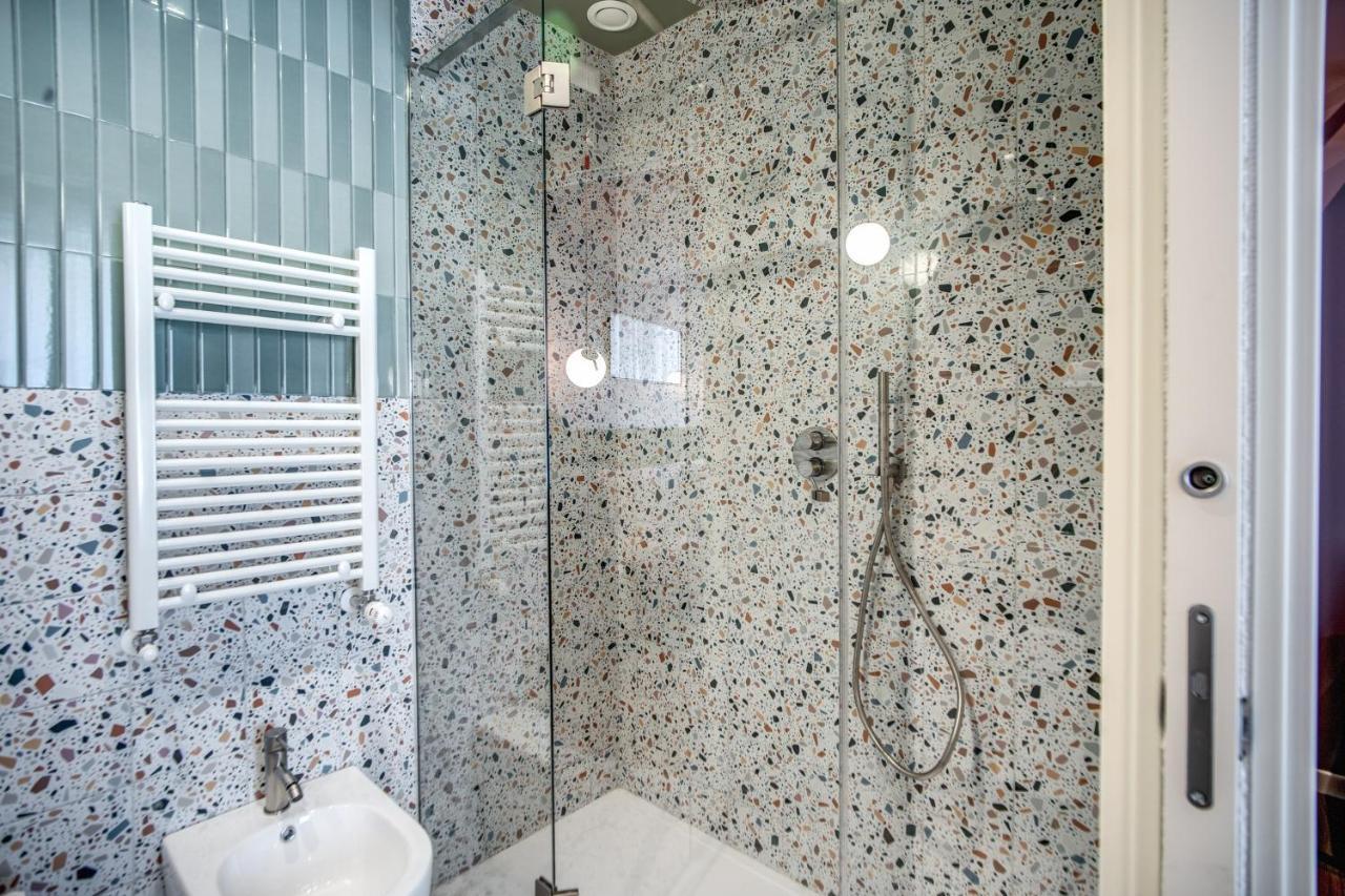 Sheva Boutique Hotel Милан Экстерьер фото